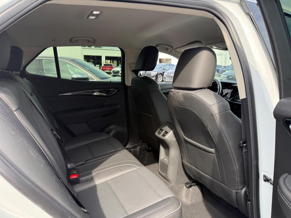 2023 Buick Envision AWD 4dr Essence
