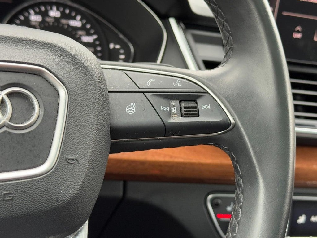 2023 Audi Q5 Premium 40 TFSI quattro