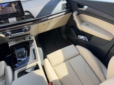 2025 Audi Q5 S line Premium Plus 55 TFSI e quattro
