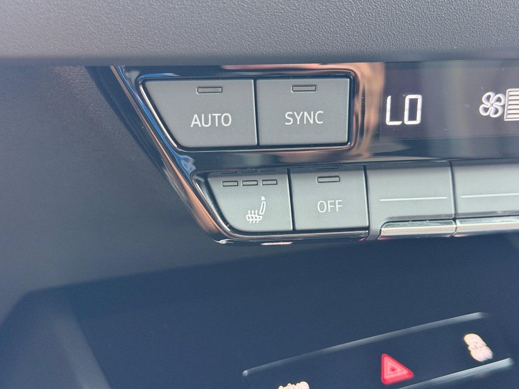 2025 Audi Q4 e-tron Premium 55 quattro